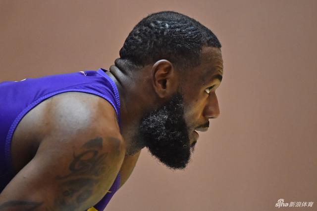 内马尔离队后 利雅得新月全力尝试签萨拉赫