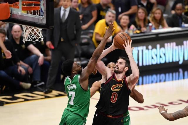 雄鹿不敌猛龙遭遇耻辱3连败 火箭负热火4连败